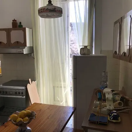 Castello ليباري